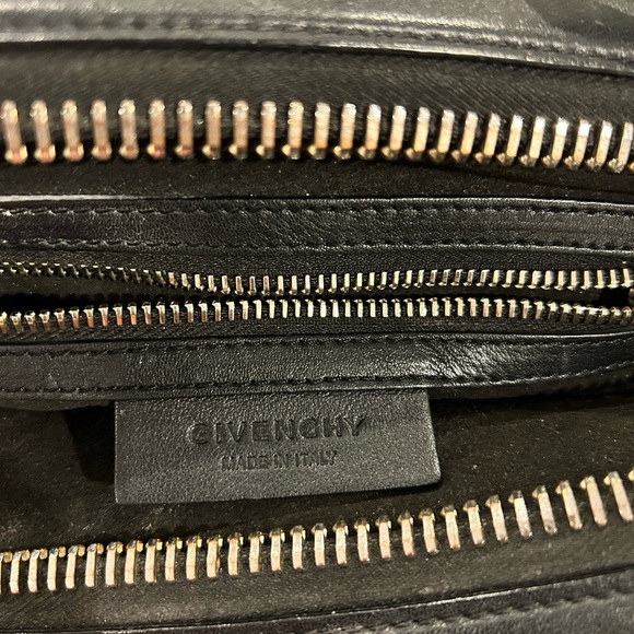 Givenchy HDG purse. With tortoise handles. - Picture 6 of 6